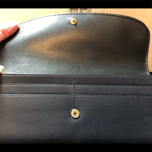 LAST ONE! NWT Black Coach Wallet AUTHENTIC - Picture 6 of 8